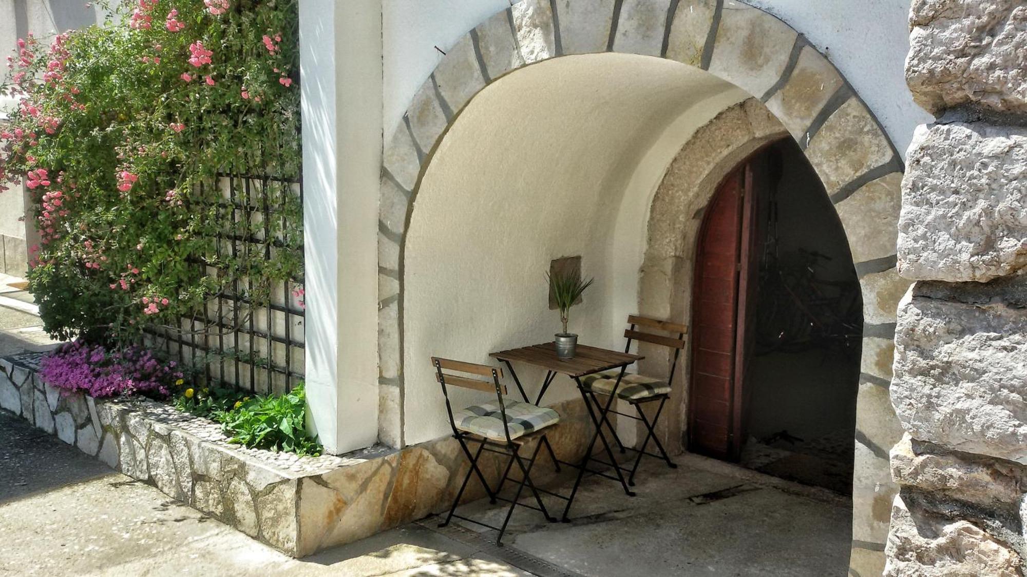 Apartments Sveti Ivan Moscenicka Draga Bilik gambar