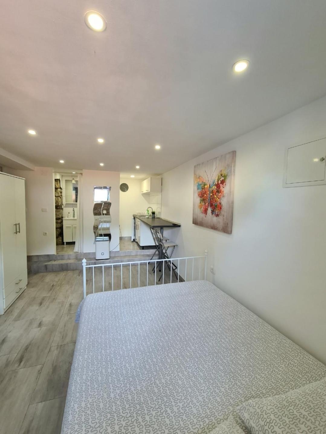 Apartments Sveti Ivan Moscenicka Draga Bilik gambar